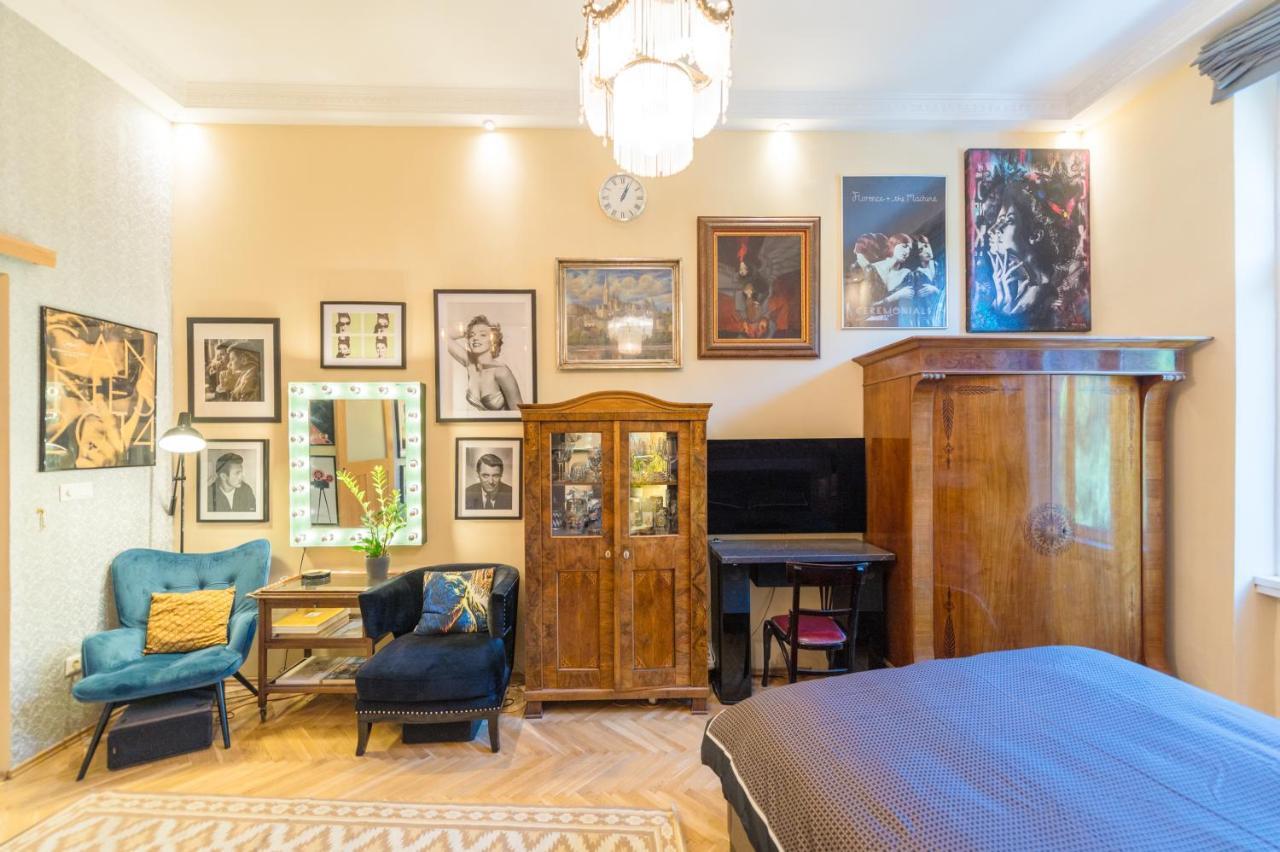 Venus Apartments - The Actor'S Den Budapeşte Dış mekan fotoğraf