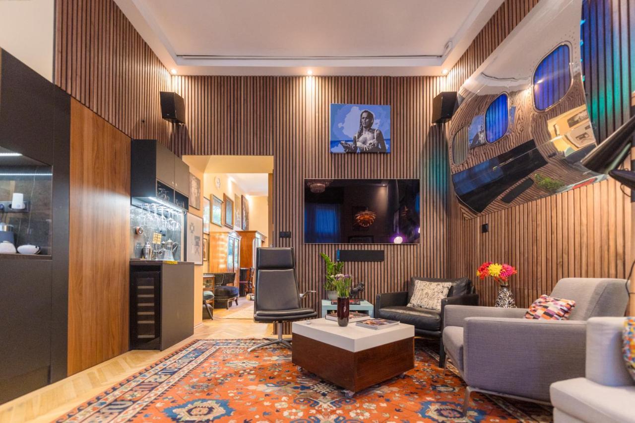 Venus Apartments - The Actor'S Den Budapeşte Dış mekan fotoğraf
